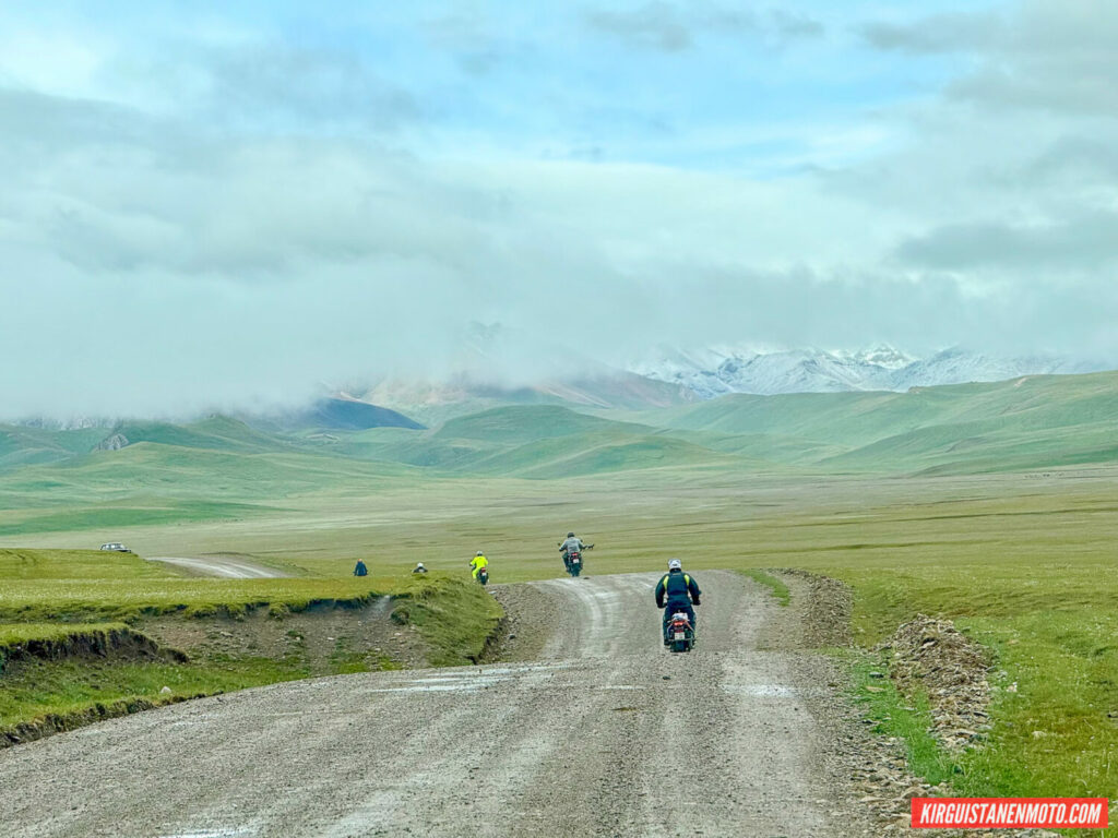 Kirguistan En Moto 2025 32